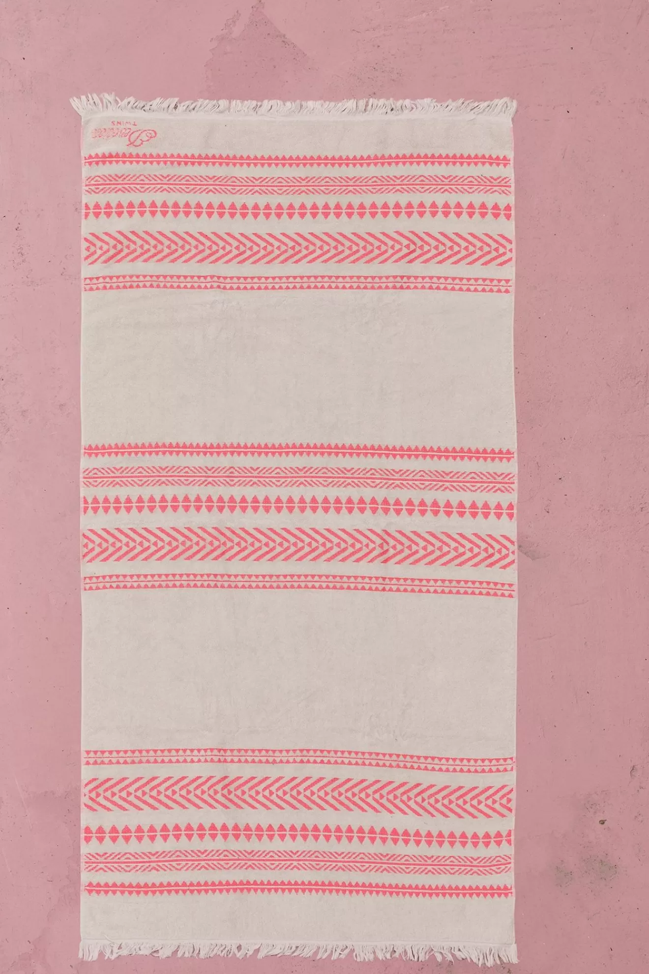 Sale Devotion TWINS Beach Towel-N.Pink/Offwhite